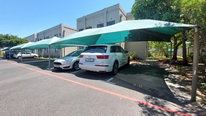 1 Bedroom Property for Sale in Oakglen Western Cape